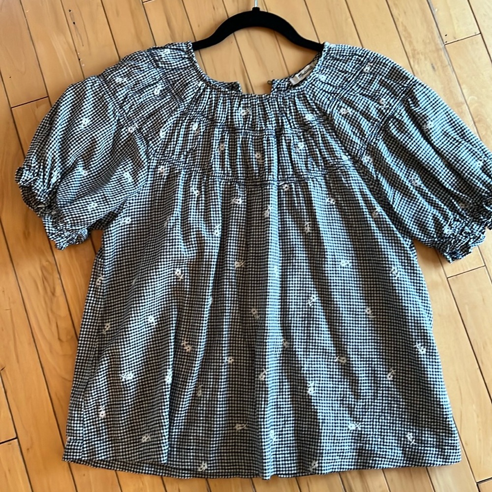 Madewell Gingham Embroidered Flower Princess Sleeve Top